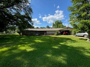 51 Dean Matthews Rd, Laurel, MS 39443