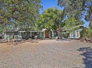 43594 W Wells Rd, Coarsegold, CA 93614