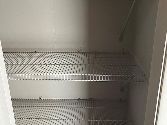 4th image of 4-783 Central Ave #4