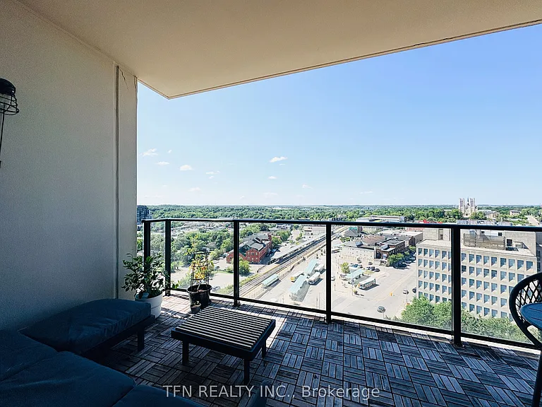 160 Macdonell St #1508 — Photo 10