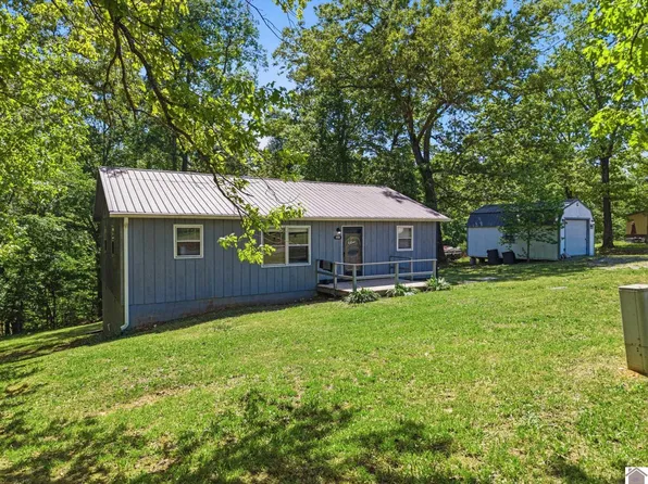 1939 Rockcastle Rd, Cadiz, KY 42211