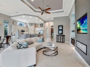 7303 Lantana Cir, Naples, FL 34119