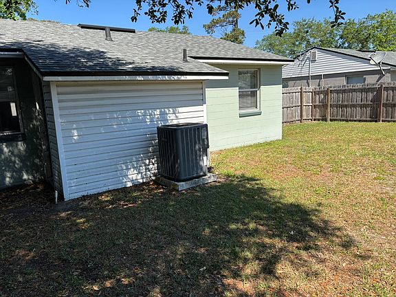 4th image of 1455 Combs Rd