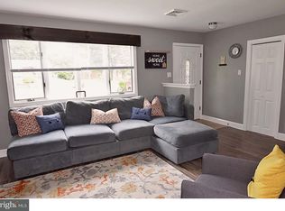 420 Deb Ln, Warminster, PA