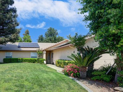 2160 E Alpine Court, Tulare, CA, 93274