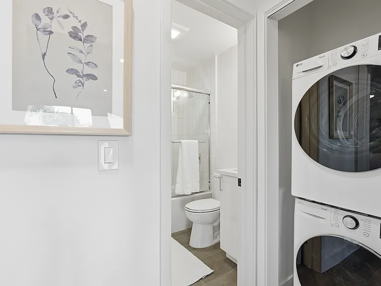 1620 E Maple Ave — Photo 15