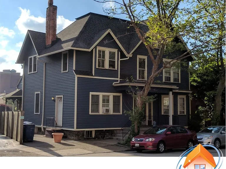 125 Gibbs St #13 — Photo 12