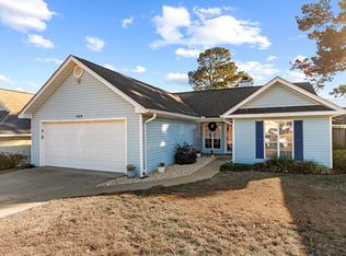 106 Denise St, Dothan, AL 36305