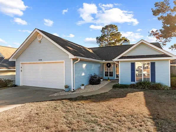 106 Denise St, Dothan, AL 36305