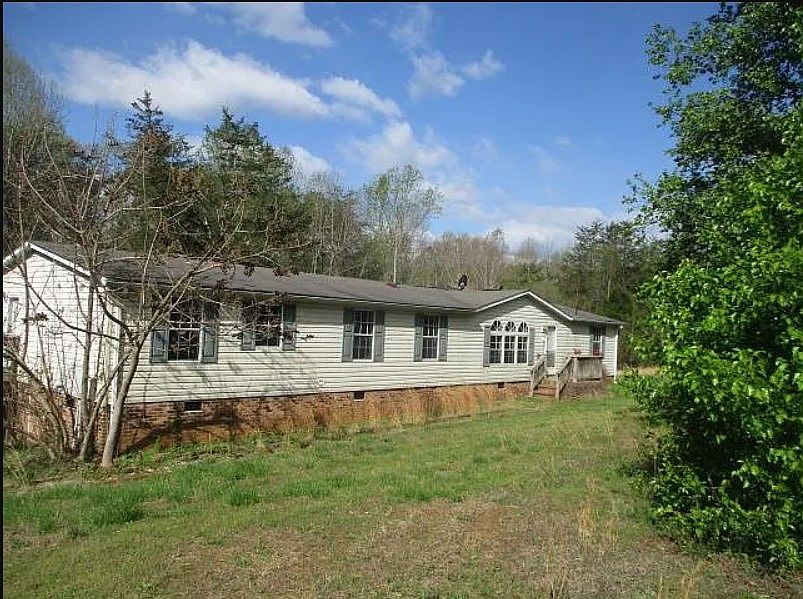 1st image of 606 River Ridge Ln