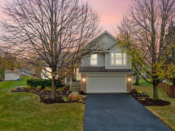 2130 Baldwin Ct, Hanover Park, IL 60133