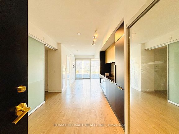 5th image of 85 Wood St #1508