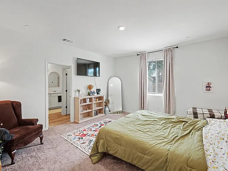 6518 Arena Way — Photo 12
