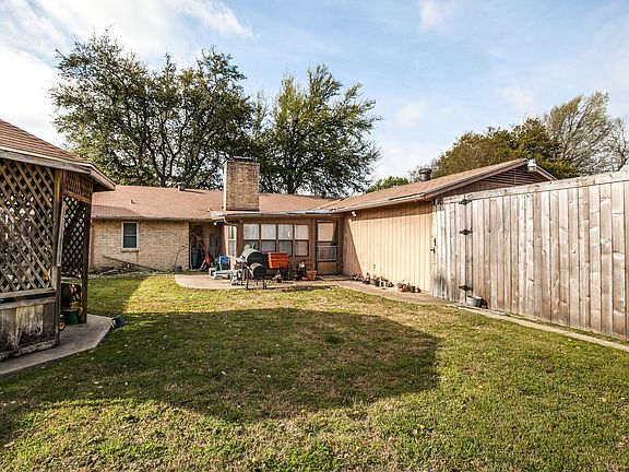4th image of 1821 Santa Anna Dr