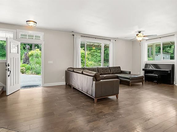 5th image of 17718 Mulqueen Road SE