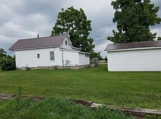 16 Judd St, Glenarm, IL 62536