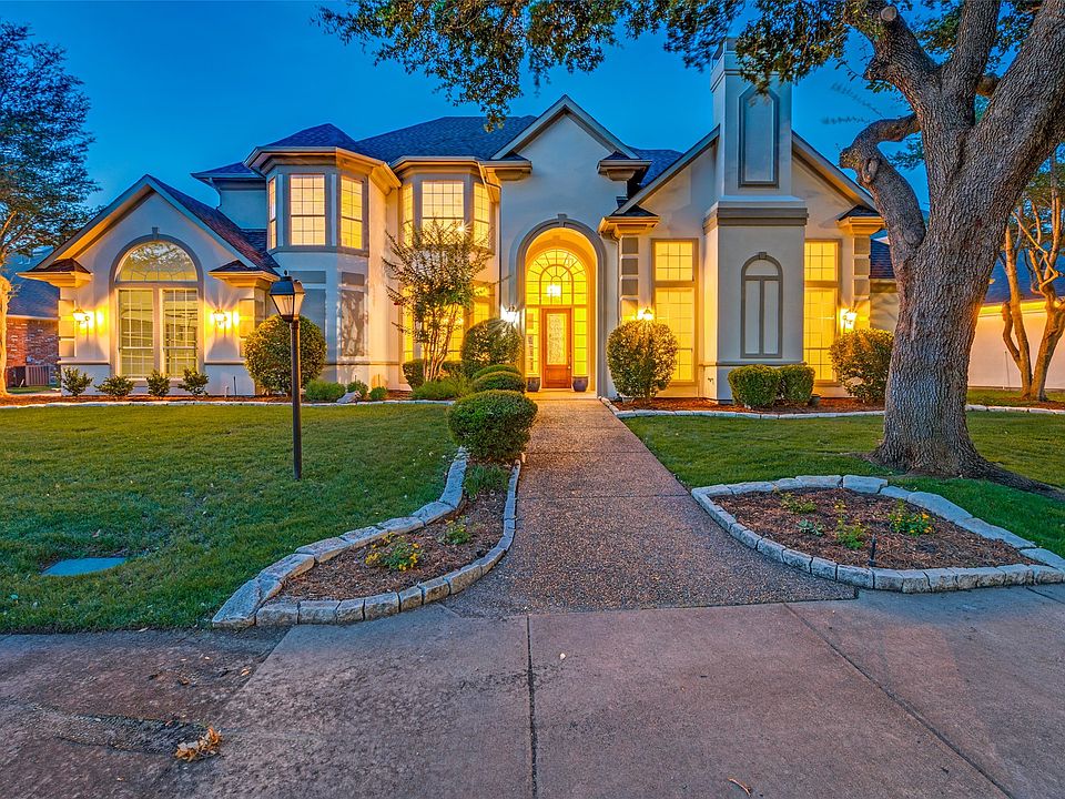 1st image of 17919 Castle Bend Dr