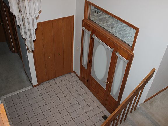 Foyer with Closet