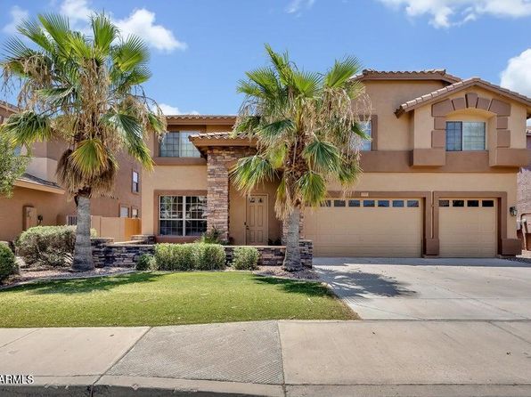 2717 E Teakwood Pl