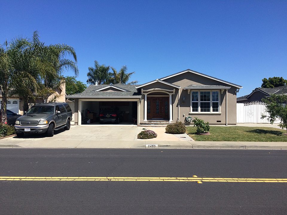 1st image of 2493 Ascot Way