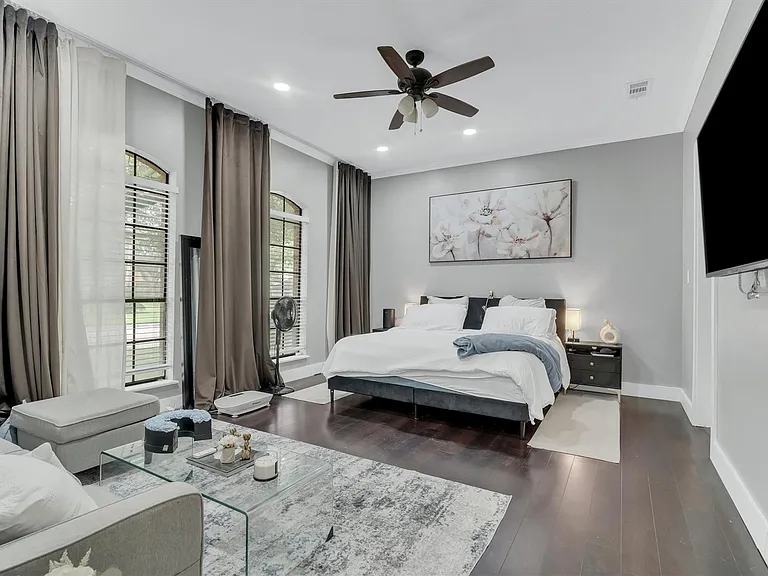 12407 Rosehill Ln — Photo 33