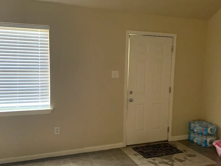 2315 State Hwy E #190 — Photo 1