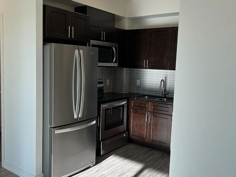 128 King St N #1610 — Photo 7