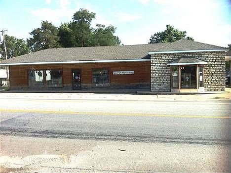 2nd image of 340 W Coler St