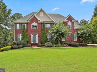 157 Silverbell Ln, Sharpsburg, GA 30277