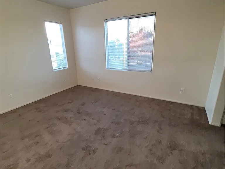 731 Emerald Idol Pl — Photo 42