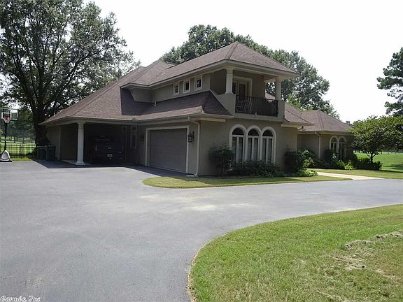 2nd image of 1606 W 46th Ave