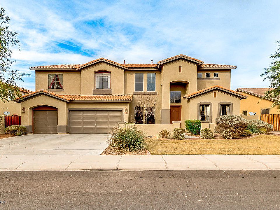 1st image of 2450 E Coconino Dr