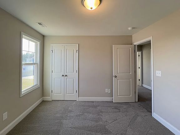 5th image of 112 Leach Creek Dr