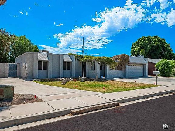 3rd image of 2027 S Magnolia Ave