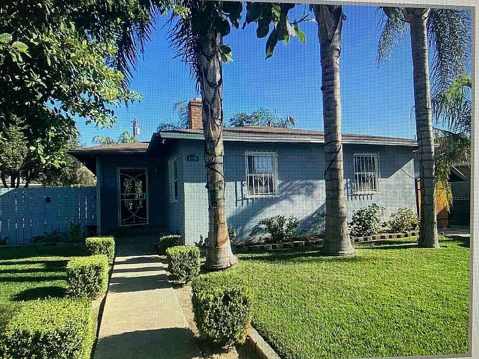 1st image of 1298 W 29th St