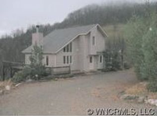 14 Hidden Rd, Clyde, NC 28721