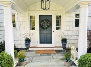 18 Cottontail Rd, Cos Cob, CT 06807
