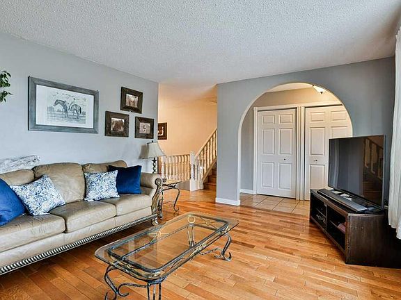 5th image of 5217 S 38th Ave