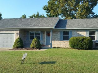 8844 Nevada Dr, Newburgh, IN