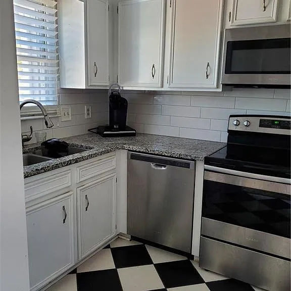 135 Columbine Dr #223 — Photo 2