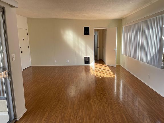 5th image of 12324 Montana Ave #10