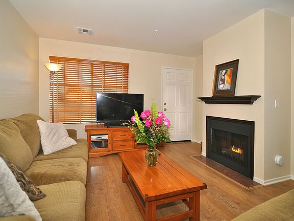 2nd image of 1706 Grismer Ave Unit 209