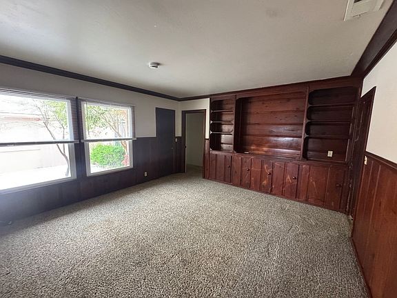 4th image of 299 Pabst Ln Unit A