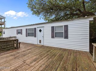 8603 Reed Dr, Emerald Isle, NC 28594