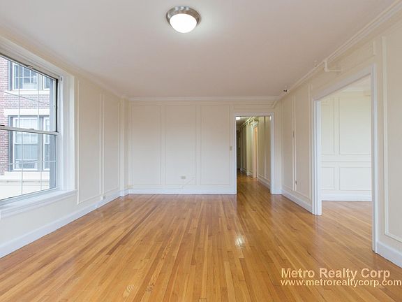 5th image of 1288 Beacon St #301