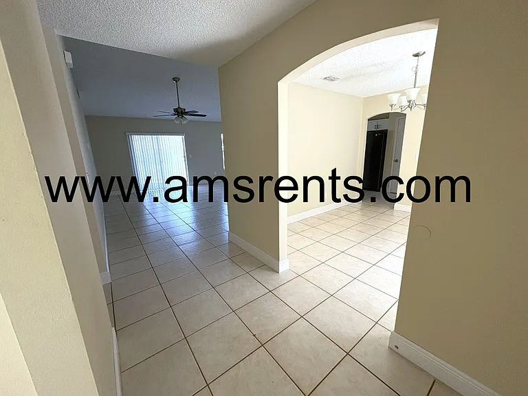 1080 Hali Ridge Ct — Photo 7