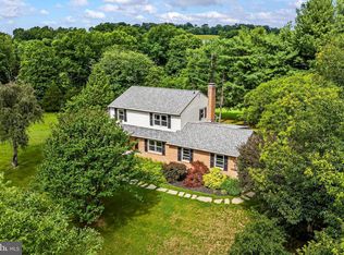 43910 Spinks Ferry Rd, Leesburg, VA 20176