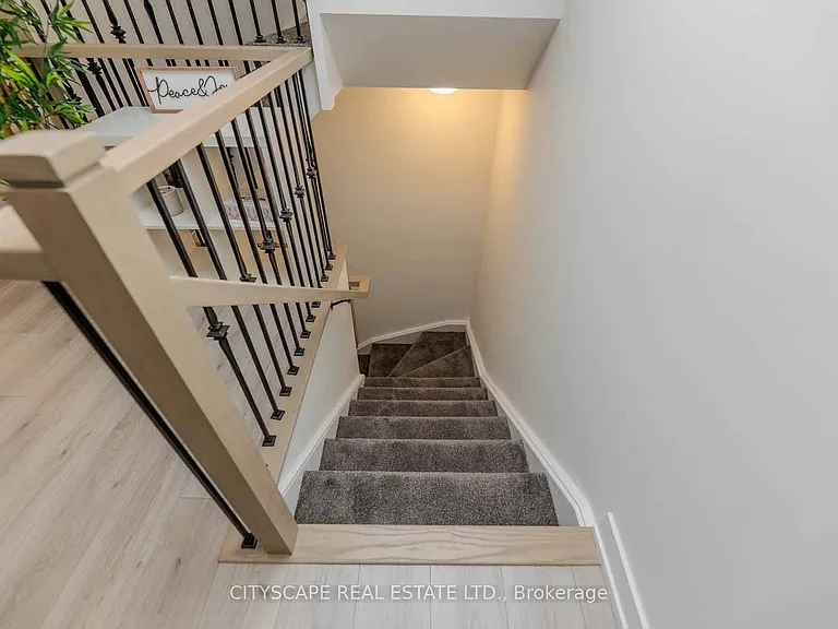 871 Sheppard Ave W #46 — Photo 37