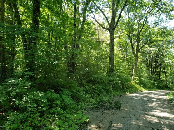 Perry Rd, Sandisfield, MA 01255