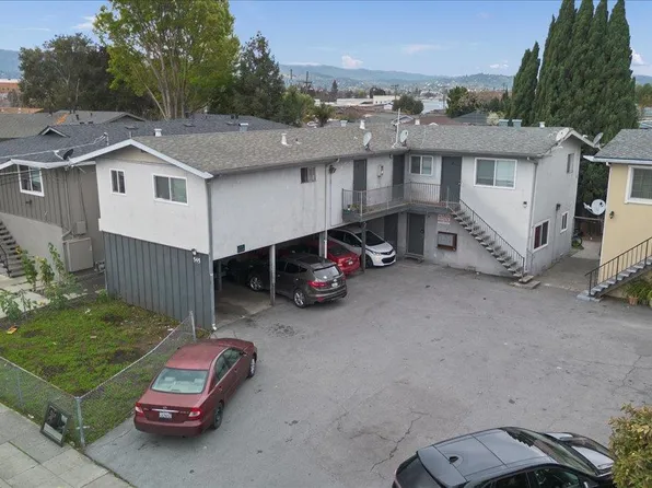 545 Hampshire Ave, Redwood City, CA 94063